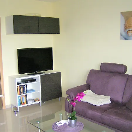 Apartment Krabbentaucher 1**** *